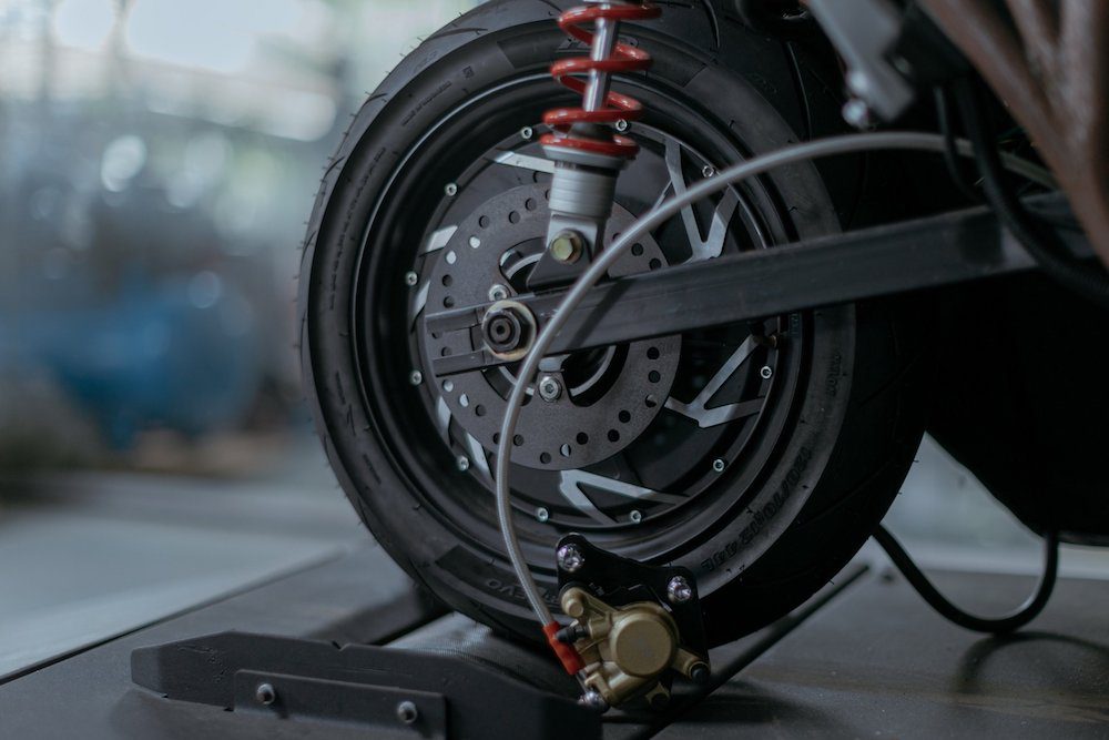 EV-maka-motors